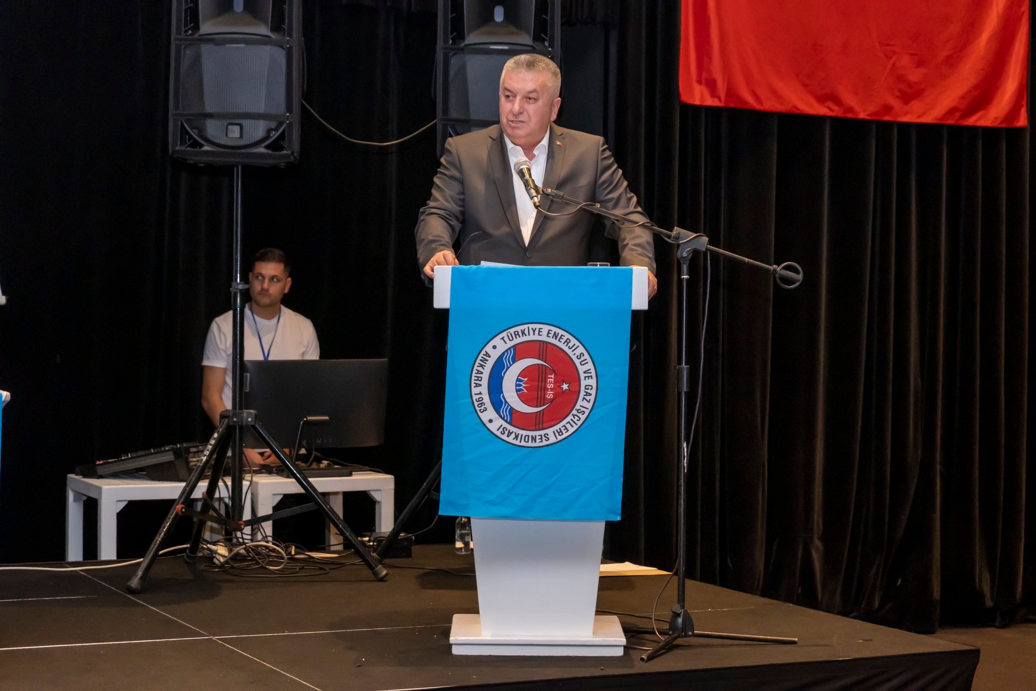 ANTALYA ŞUBEMİZİN 13. OLAĞAN GENEL KURULU YAPILDI