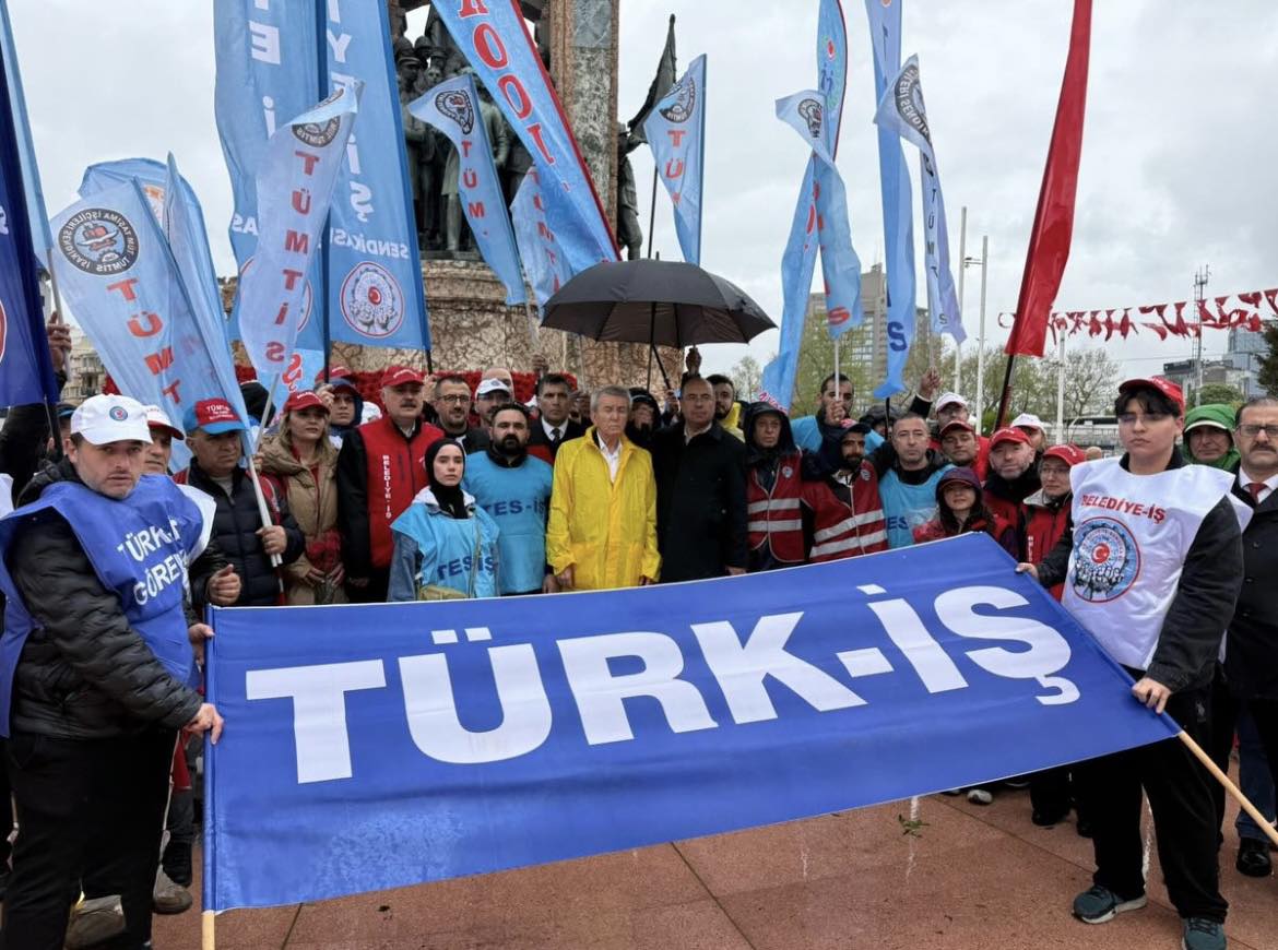T&Uuml;RK-İŞ TAKSİM BASIN A&Ccedil;IKLAMASI